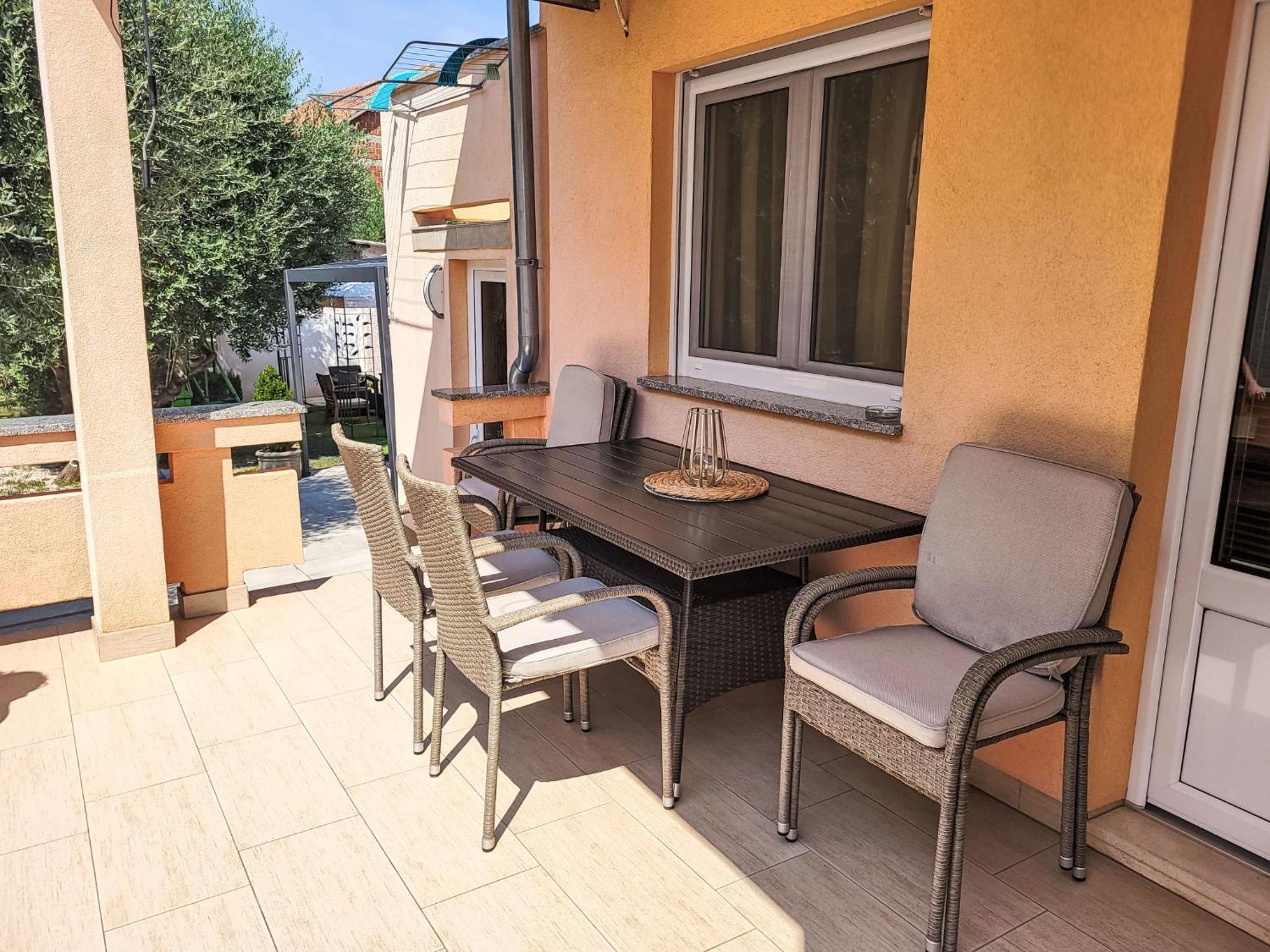 Holiday Home Ive By Interhome Petrčane Extérieur photo