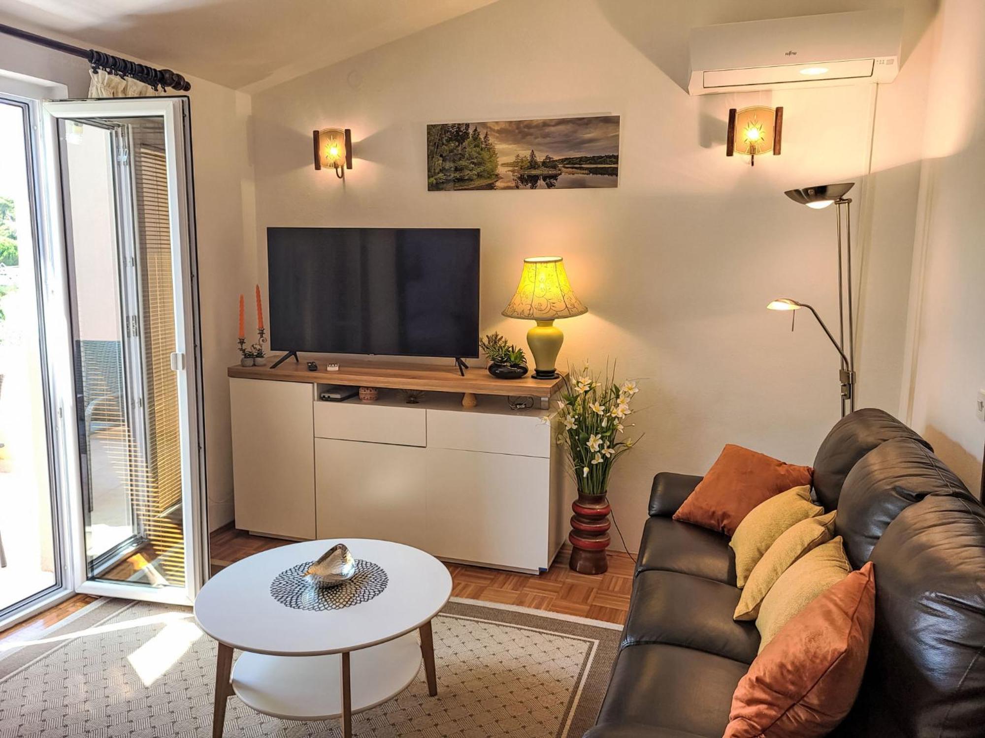 Holiday Home Ive By Interhome Petrčane Extérieur photo